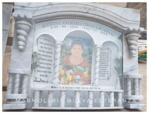 Lapida de mármol italiano fondo Porcelanato