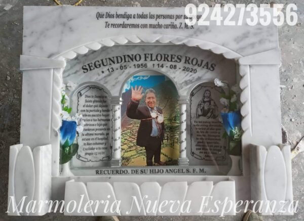 Lápida de mármol italiano