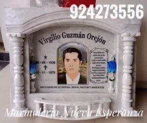 Lápida de mármol italiano