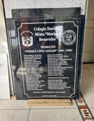 Placa de Granito de 2cm de espesor color Negro Aracruz